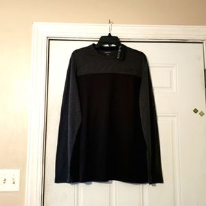 VanHeusen men's medium long-sleeved shirt